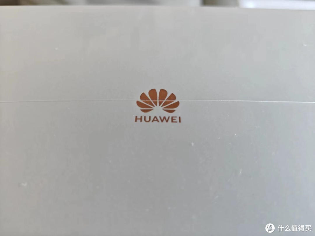 华为家庭存储无盘版：Mate 60手机一碰扩容，双盘位NAS网络存储器，相册备份家用硬盘，网盘云服务器！