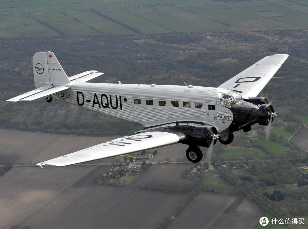 汉莎航空运营的Junker Ju 52 商业观光航班
