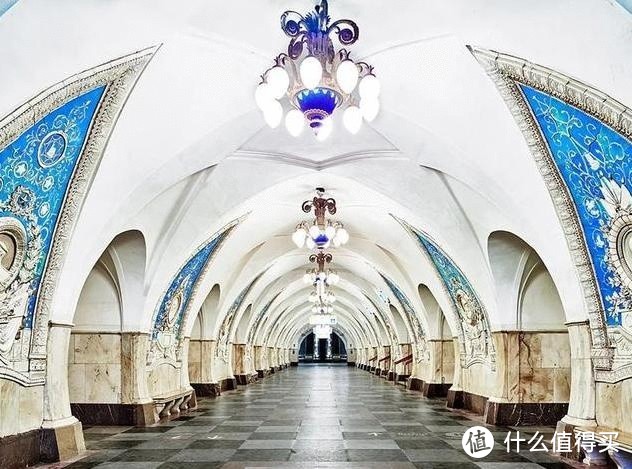 独特的俄罗斯地铁站台设计！