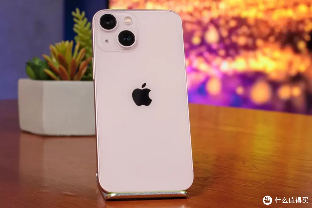 iPhone 14降价1700元，这款5G旗舰手机终于可以入手了！