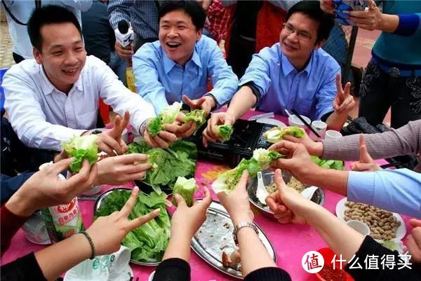 佛山生菜会陪你过大年，看游神抢花炮，来年生生猛猛！