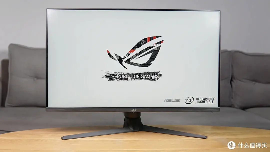 灯厂不玩灯，就有性价比？ROG XG32AQ 显示器测评