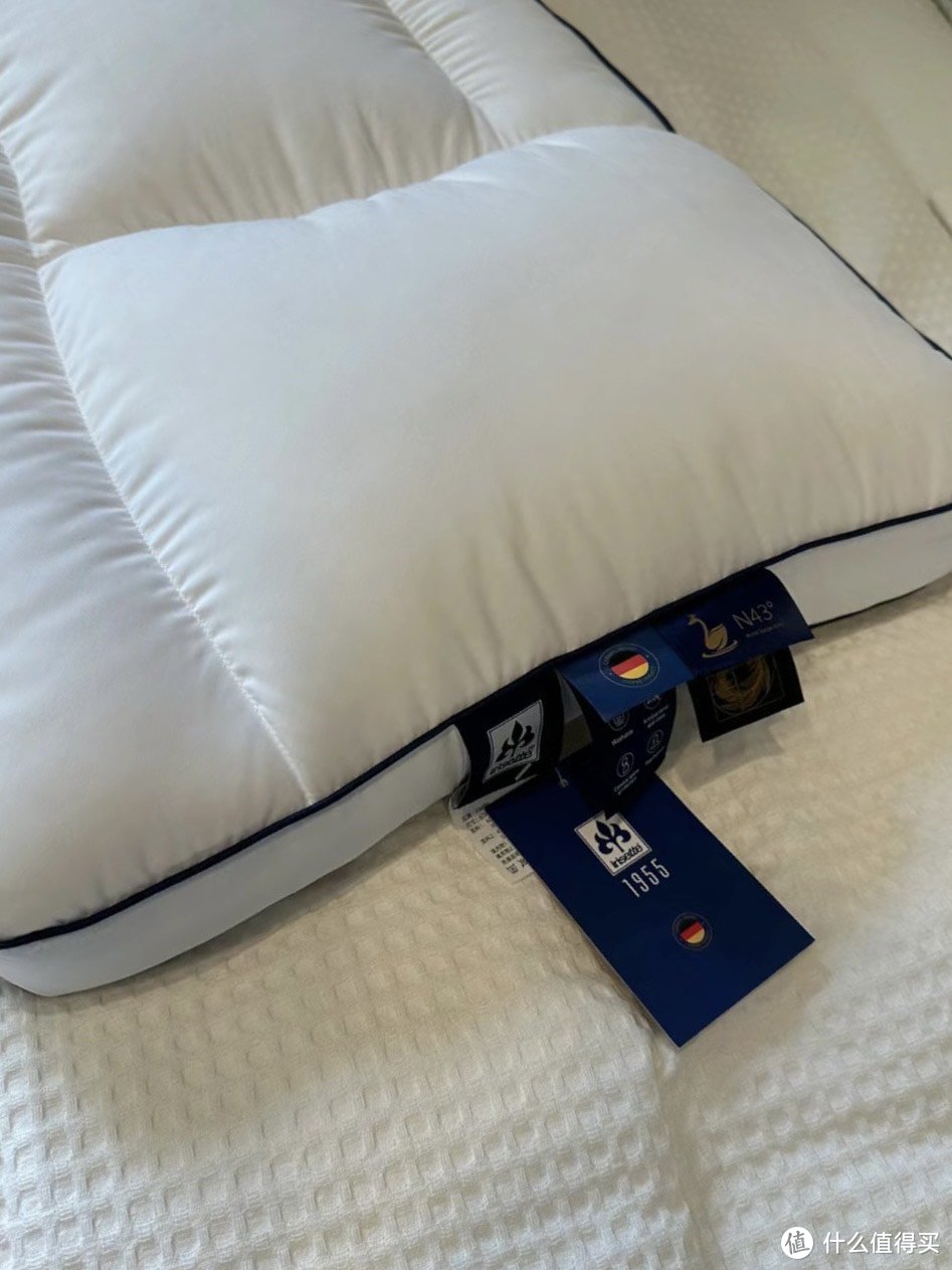 一个好的枕头，可以保证优质的睡眠