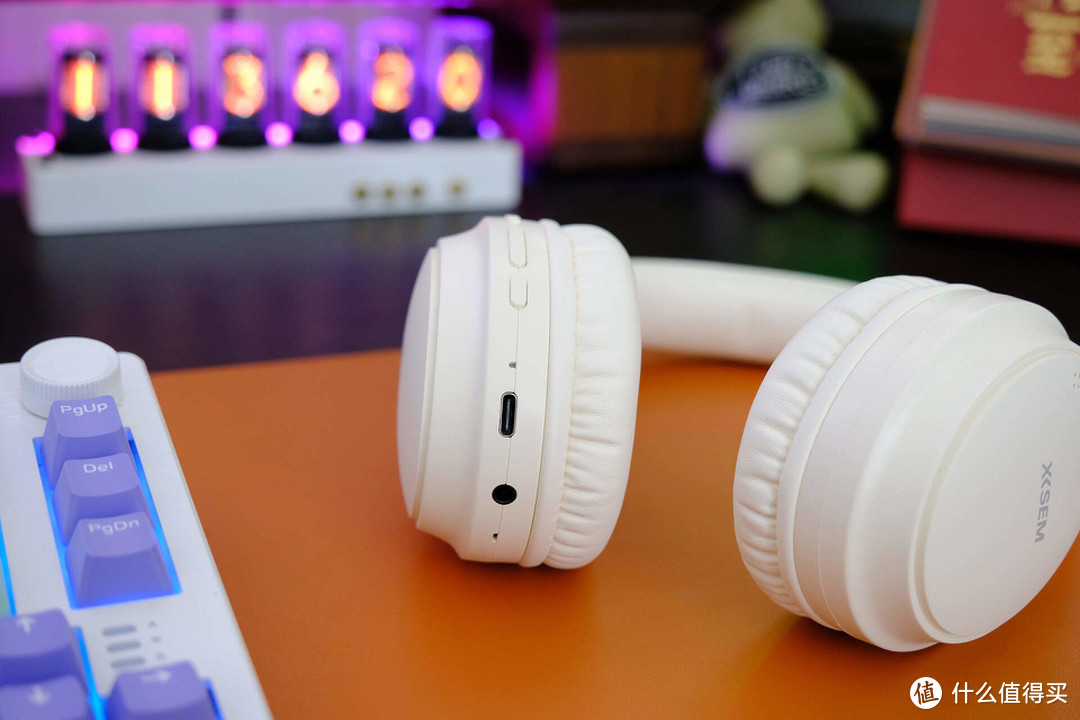 西圣H1头戴式降噪蓝牙无线耳机：聆听高品质音乐的新选择！
