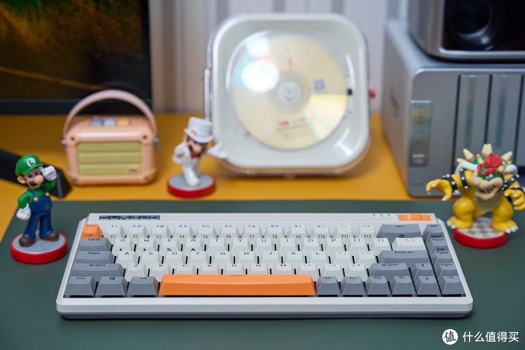 送礼选它！杜伽FUSION机械键盘，打造桌面精致复古范儿