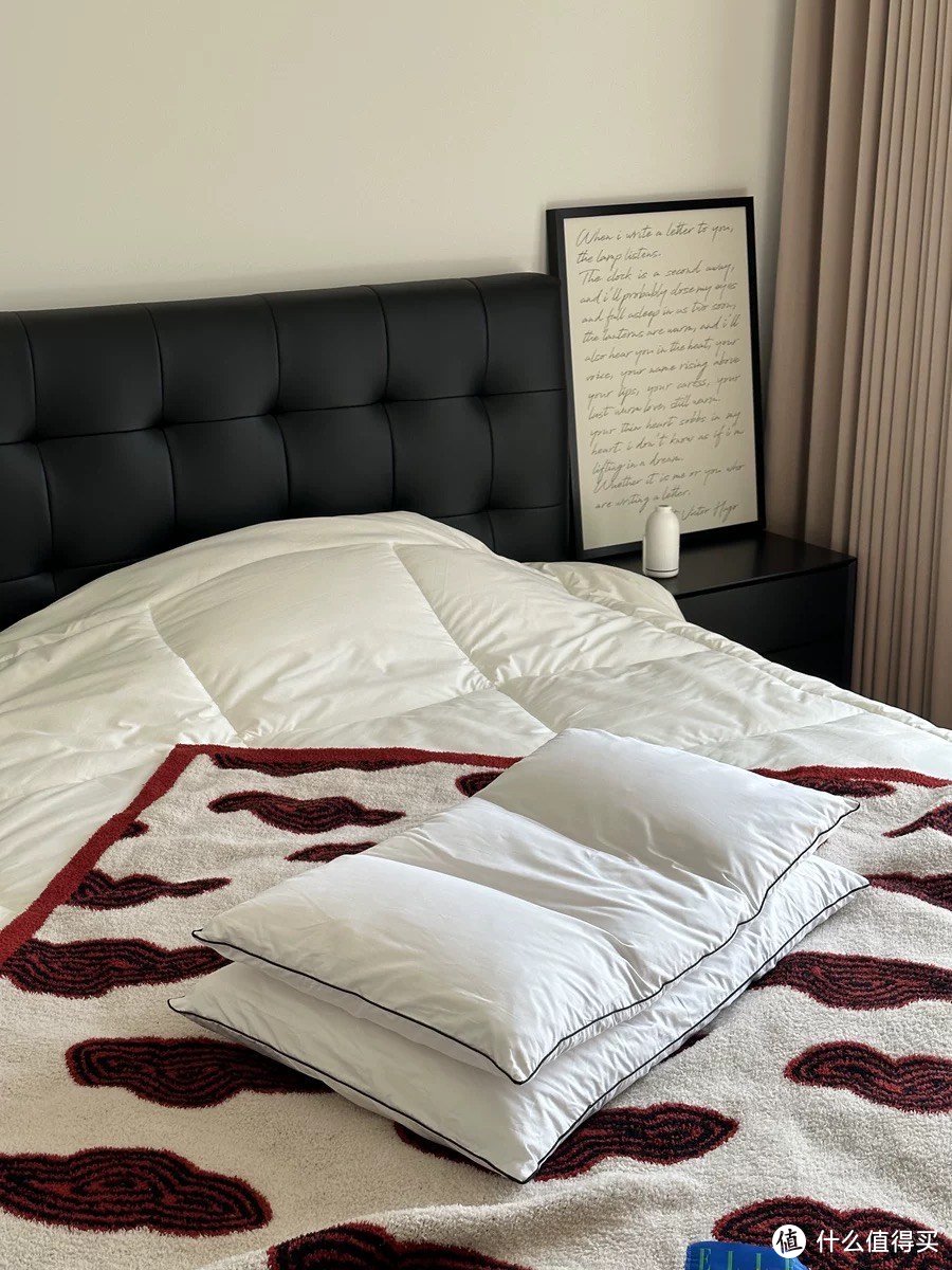 枕头材料大比拼，哪种睡觉最舒服？教你买到最适合的枕头