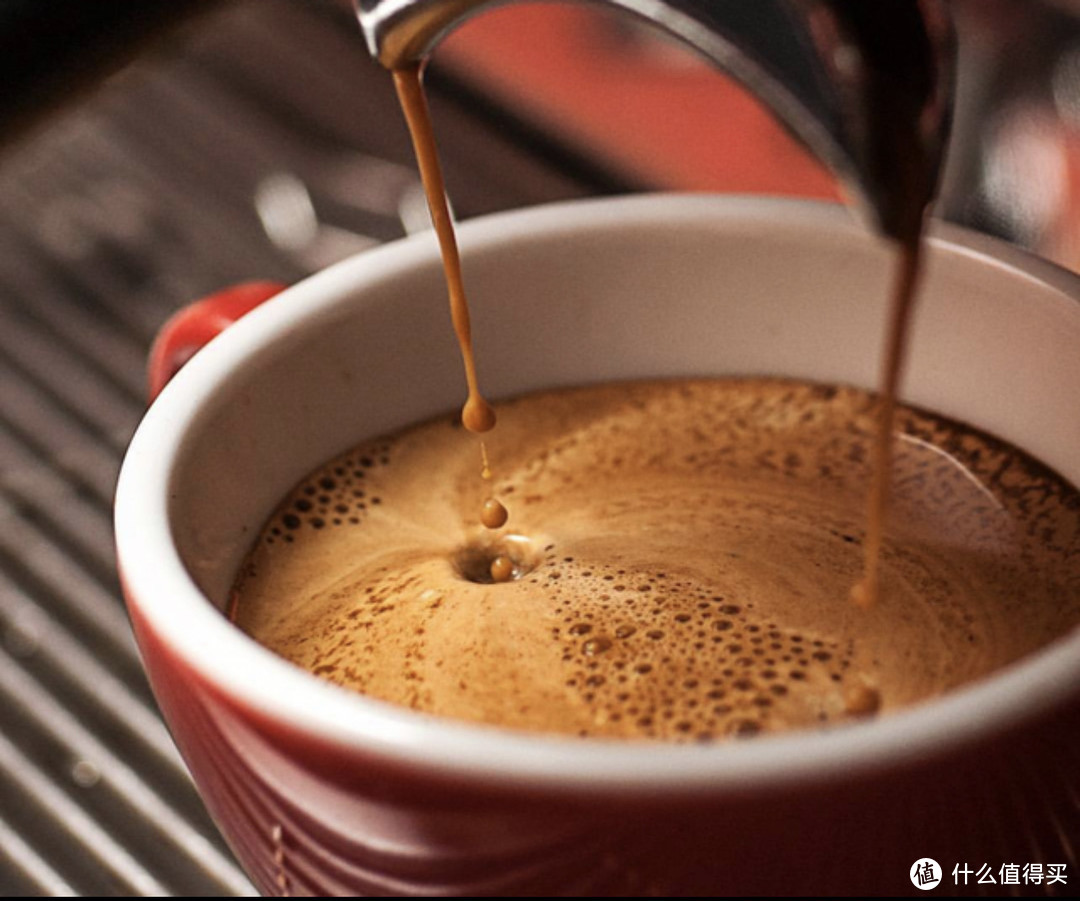 吐血整理：从豆子到杯中的艺术——深度解析咖啡的烘焙工艺与风味科学
