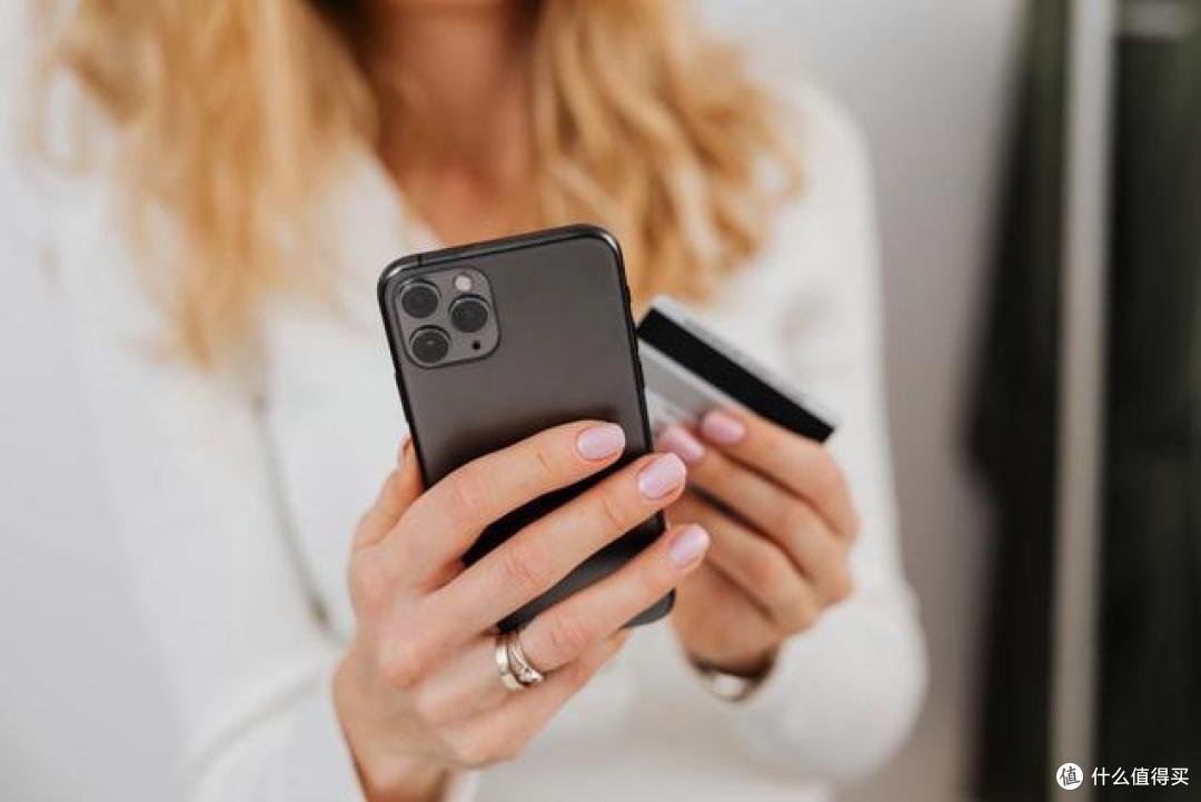 2023全球销量前十手机榜单出炉：iPhone15垫底，第一名意料之中