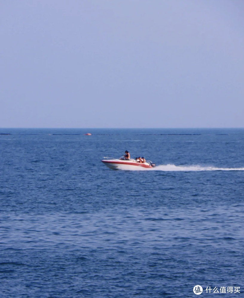 不得不知道的海水浴场探险攻略：海滩、娱乐与防晒指南