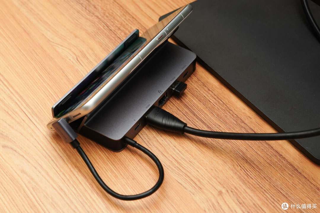 键鼠、触摸二合一，华为Mate60 手机外接显示器办公体验