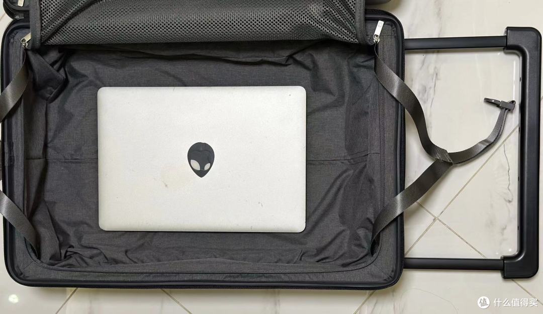 拉杆箱怎么选？从拉杆到滚轮，一文教你如何挑选择高品质行李箱