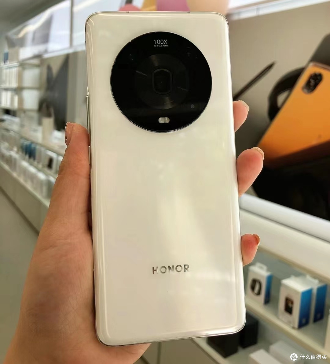 荣耀magic4pro与荣耀90pro旧代手机哪个更值得购买