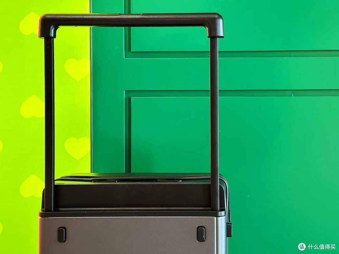 拉杆箱怎么选？从拉杆到滚轮，一文教你如何挑选择高品质行李箱