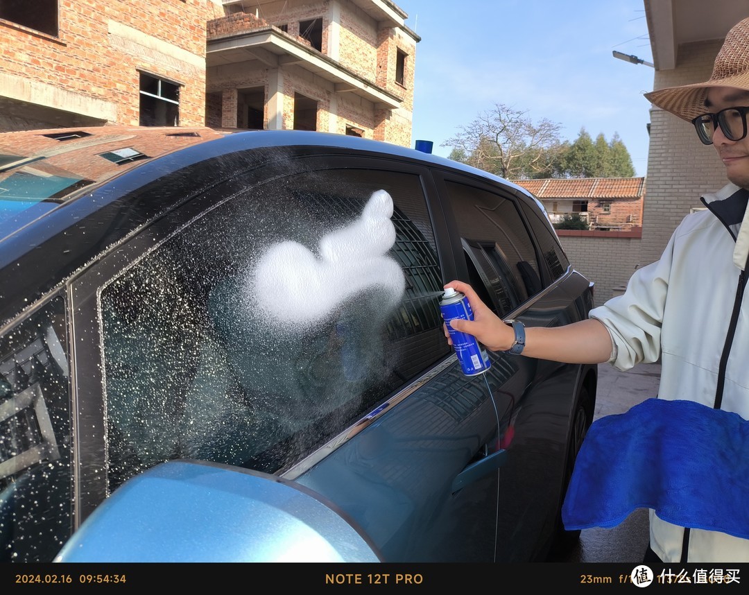 自己动手洗车，仪表+车机屏幕贴高清钢化膜！