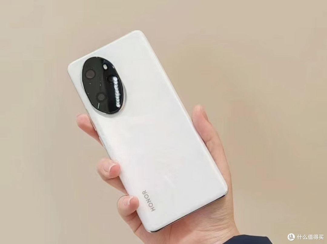 荣耀100pro与真我gt5谁更胜一筹骁龙8gen2处理器手机大比拼