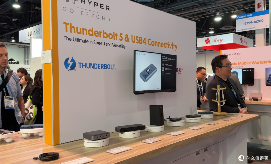 最新雷电扩展坞亮相ces2024展会现场