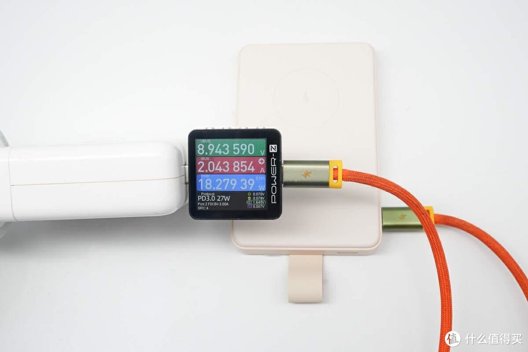 评测小米磁吸充电宝2：小巧轻出行，Qi2 15W iPhone无线充