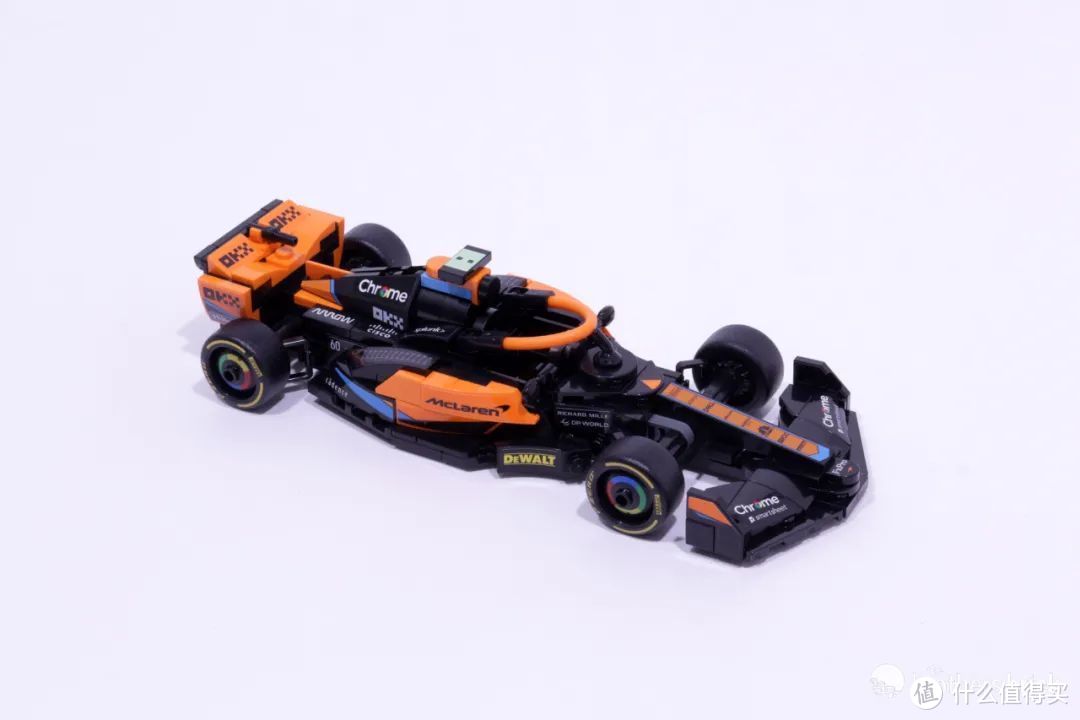 乐高超级赛车76919 2023年迈凯伦McLaren F1赛车开箱评测