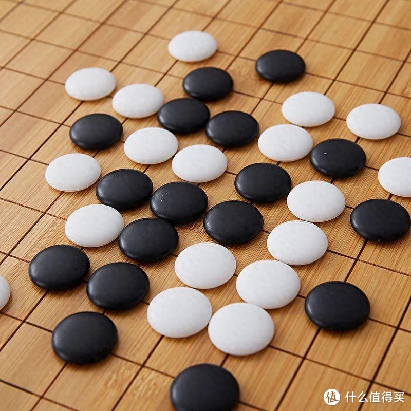 AI智能五子棋 一分钟带你玩转不一样的烧脑体验