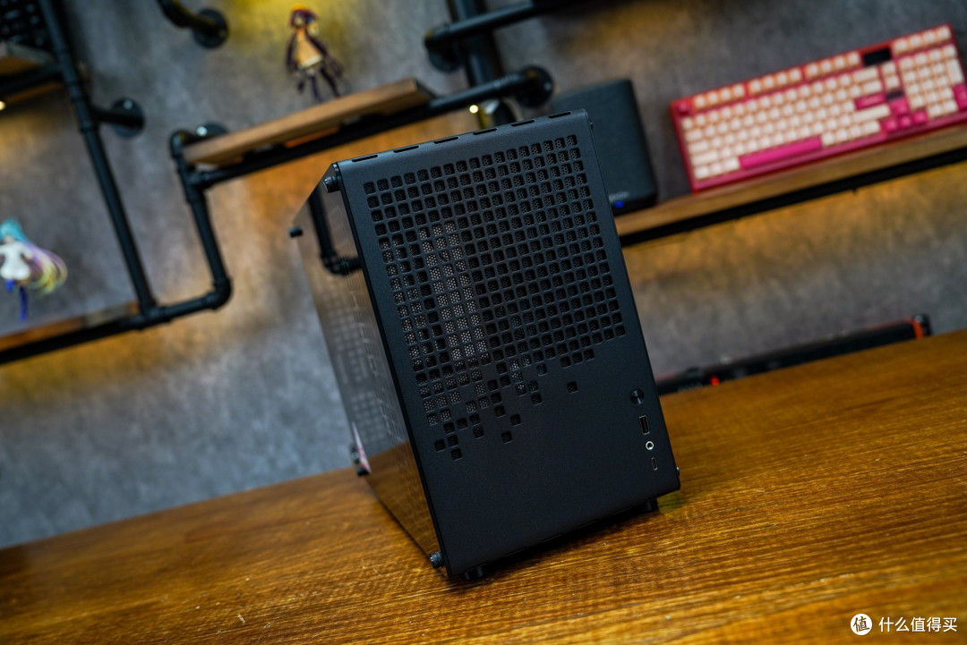 diy搞机团篇六十蓝红配掌中20l的随手提主机装8000元的主流配置