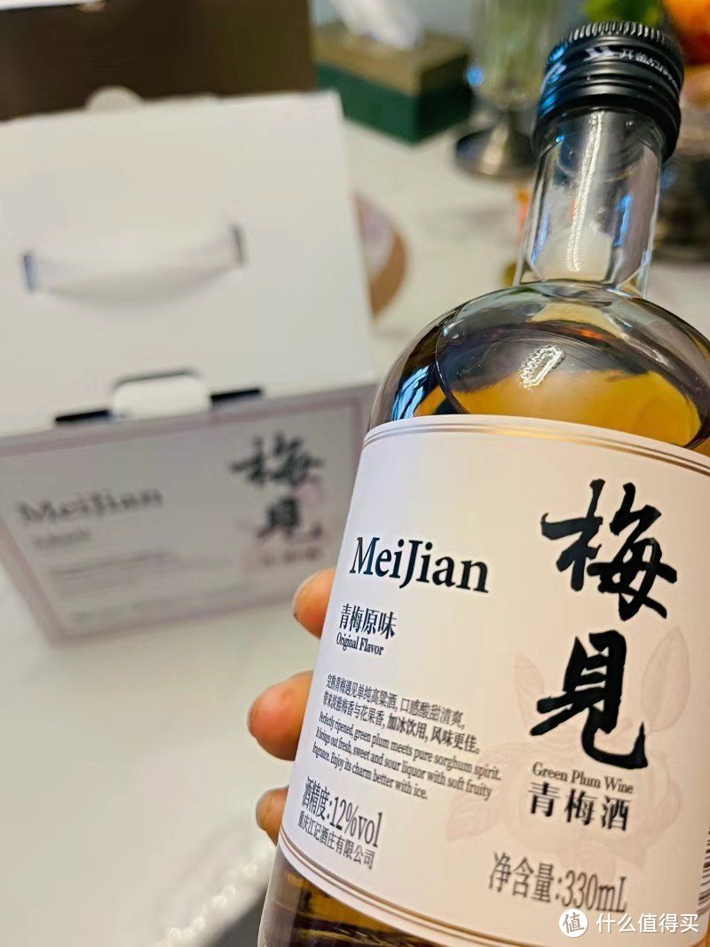 下班惬意放松，酒逢知己！