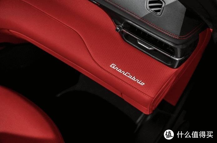 玛莎拉蒂全新 GranCabrio 敞篷跑车登场 V6 双涡轮增压 Nettuno 引擎+ 542 匹强大马力