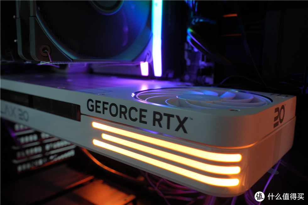 影驰20周年GeForce RTX 4070纪念版显卡测试
