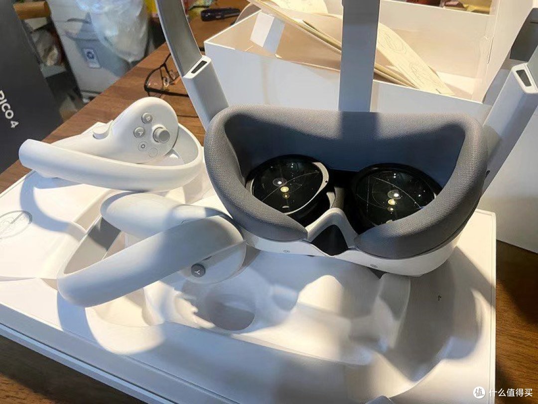 4 vr 一体机8 256g【畅玩版】vr眼镜ar智能设备visionpro空