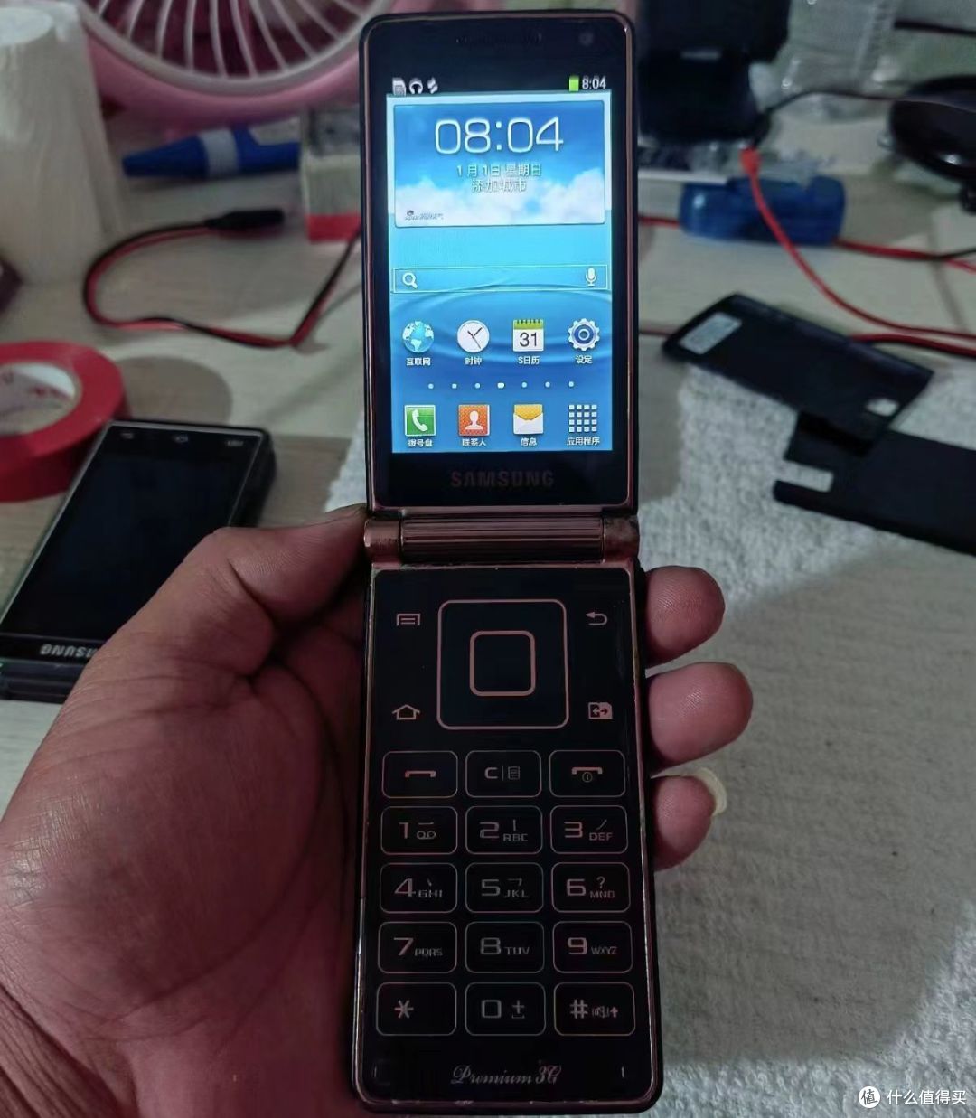 当年2万元的安卓翻盖手机,如今沦为40元"电子垃圾"