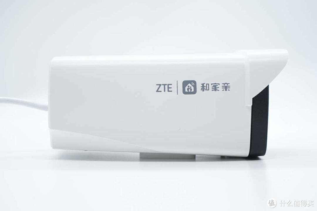 拆解报告：ZTE中兴400万像素高清智能摄像头ZXHN K745