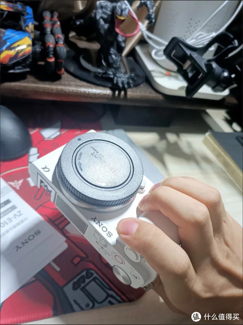 ￼￼索尼（SONY）ZV-E10L Vlog微单相机 标准镜头套装 APS-C画幅小巧便携 4K专业视频 黑色￼￼