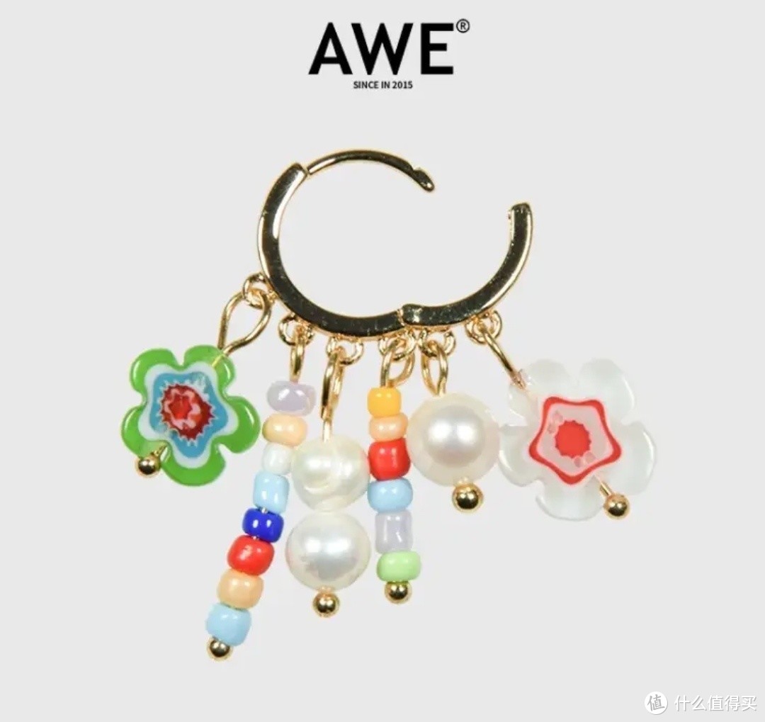 时尚达人必备！AWE琉璃小花珍珠耳环，让你成为焦点！