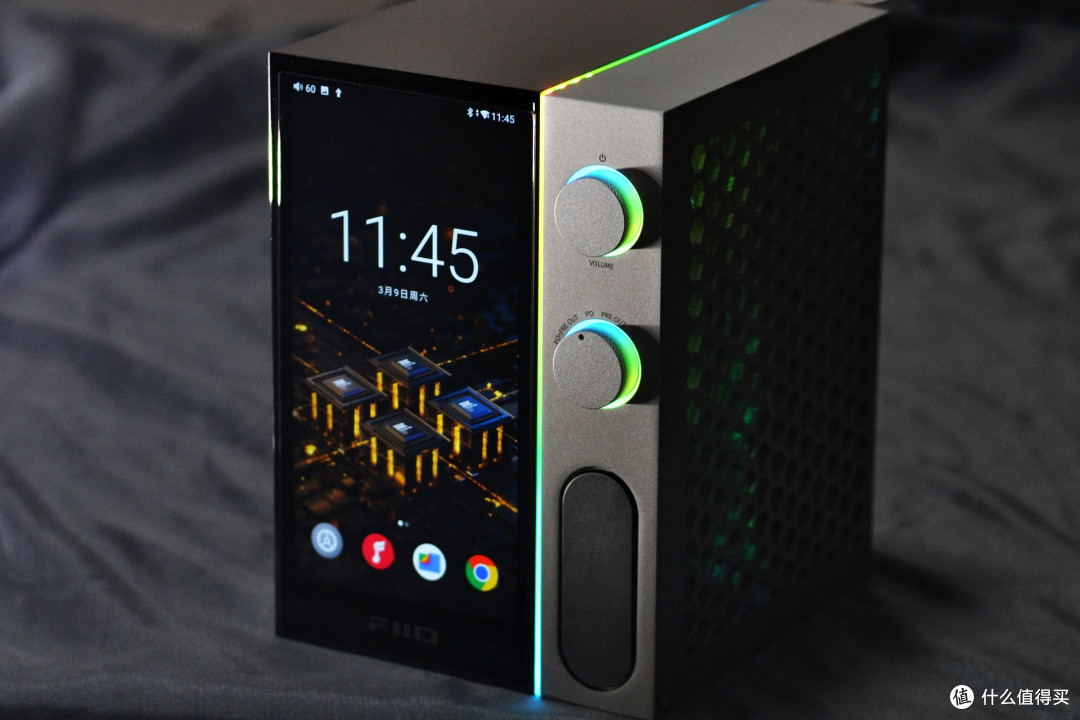 耳边评测万元级全能音频中心飞傲r9桌面一体机试听体验