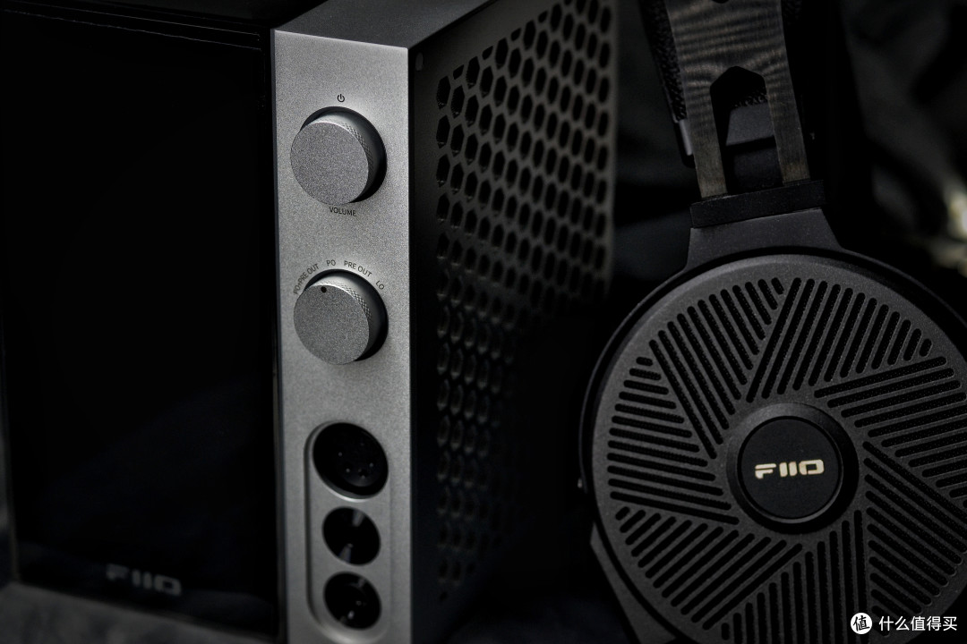 1,飞傲ft5飞傲ft5这个平板耳机并不好推.