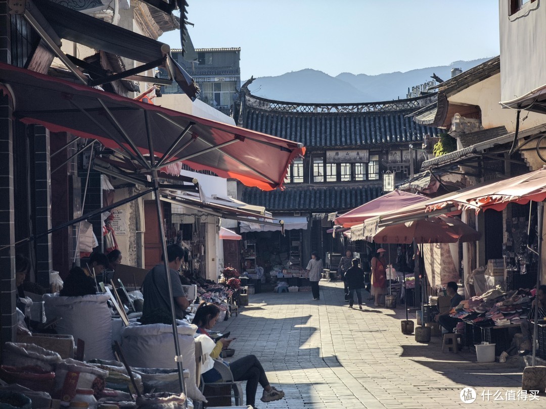 云南的这个冷门小城，行程轻松很有氛围感，太适合带女朋友旅行了