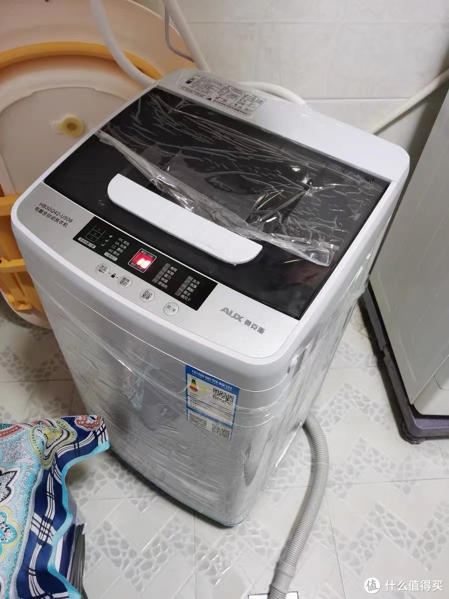 《奥克斯洗衣机：引领科技，呵护衣物》