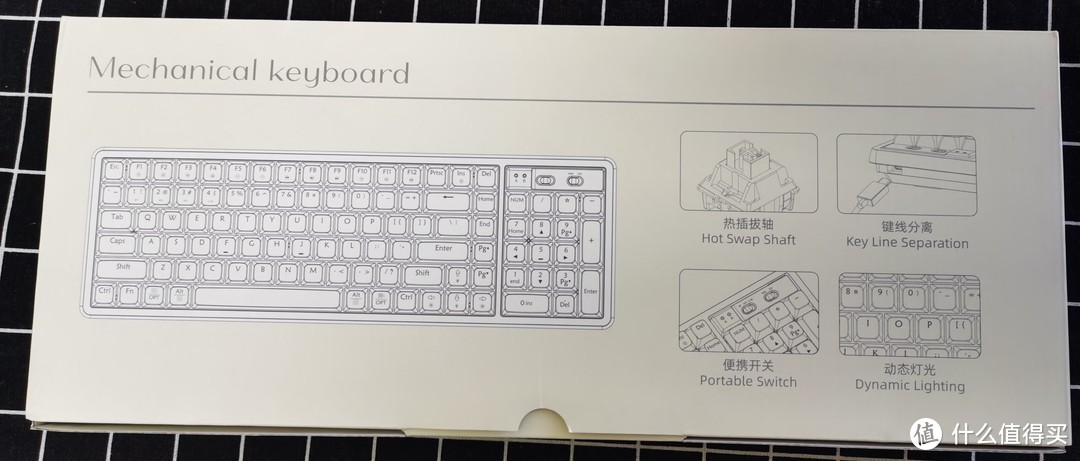 卡通可爱的狼途GK102机械键盘，带给我丝滑的输入体验。