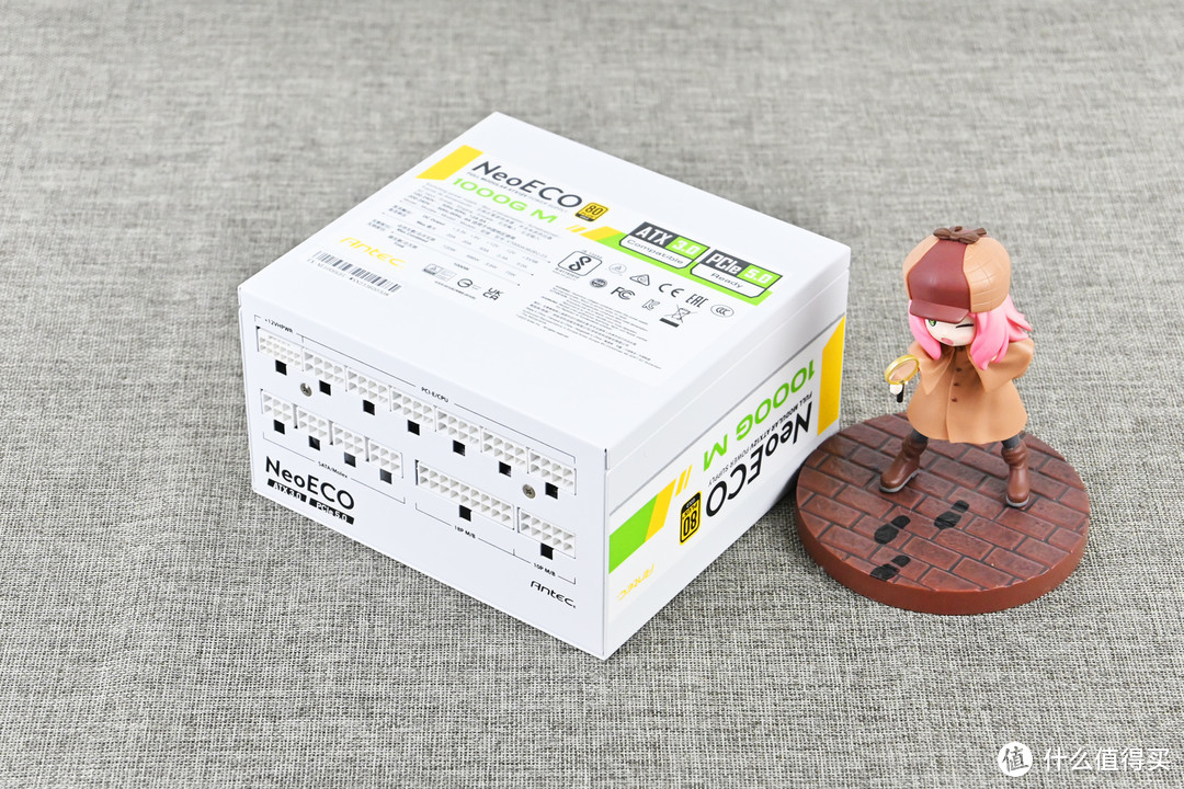 安钛克NE1000金牌全模组电源白色版开箱：小身材高效率