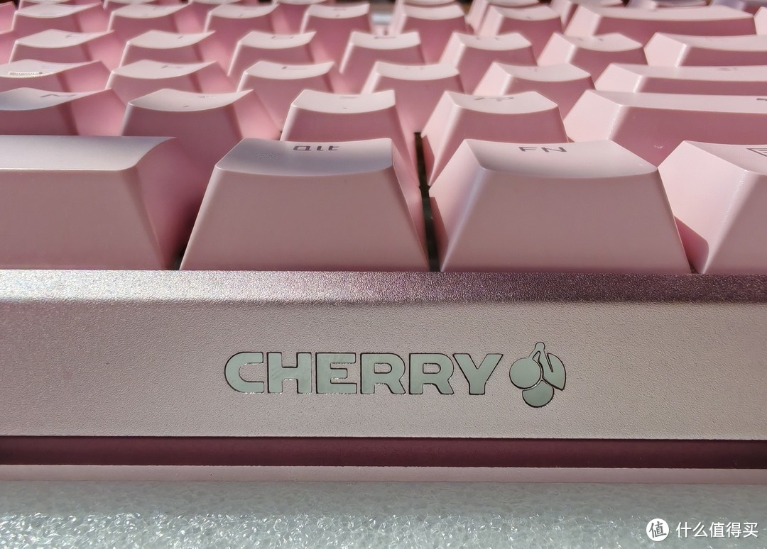 卡哇伊！CHERRY MX3.0 粉色 质感很棒！有线RGB彩光版 茶轴  无理由退货产品详细拍摄！