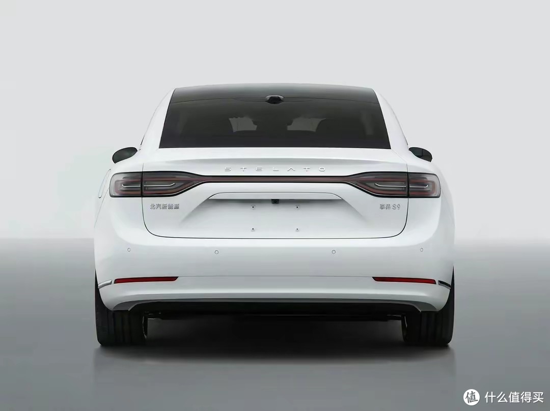 华为与北汽合作行政级轿车享界S9即将亮相4月北京车展