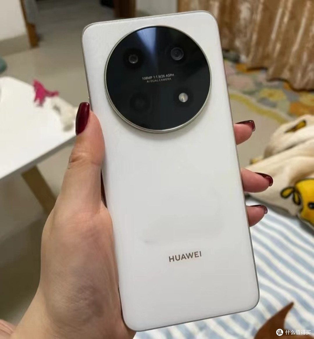 华为畅享70 pro最引人注目的特点之一,就是其搭载的1亿像素主摄.