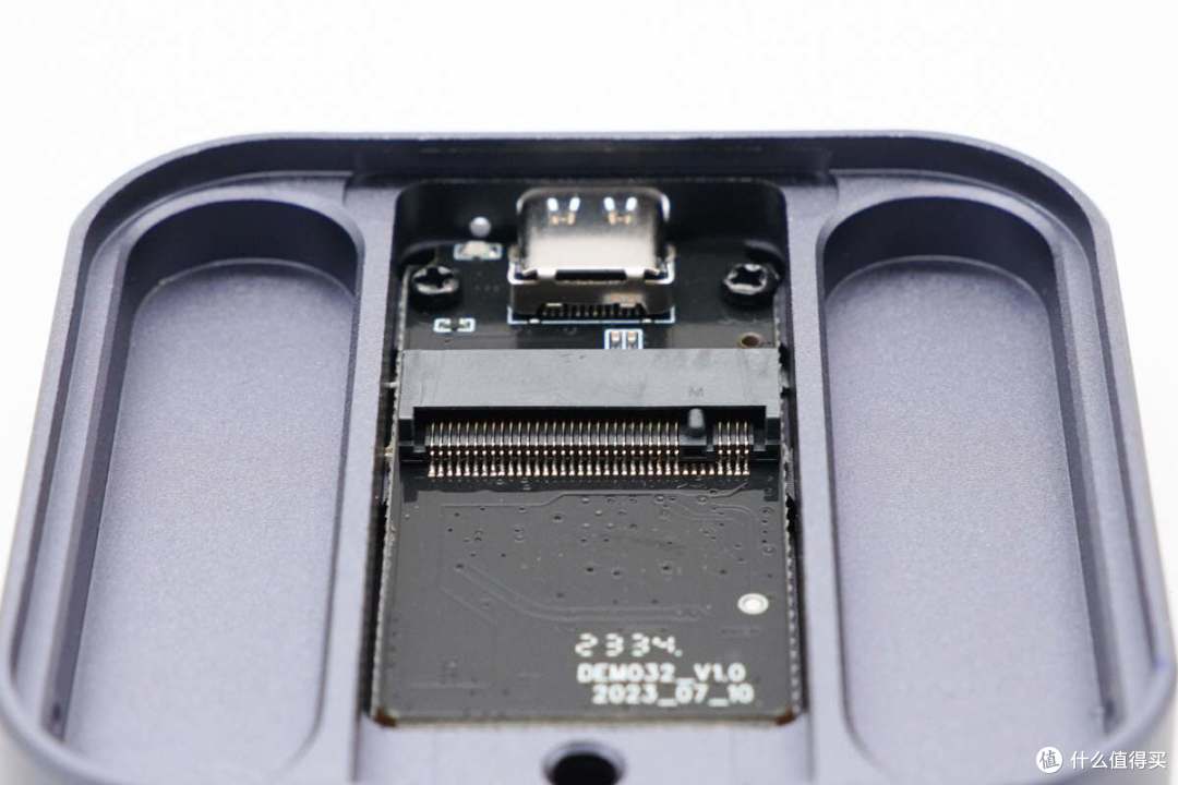 iphone随身摄影随拍随存更大容量阿卡西斯m22230磁吸硬盘盒评测