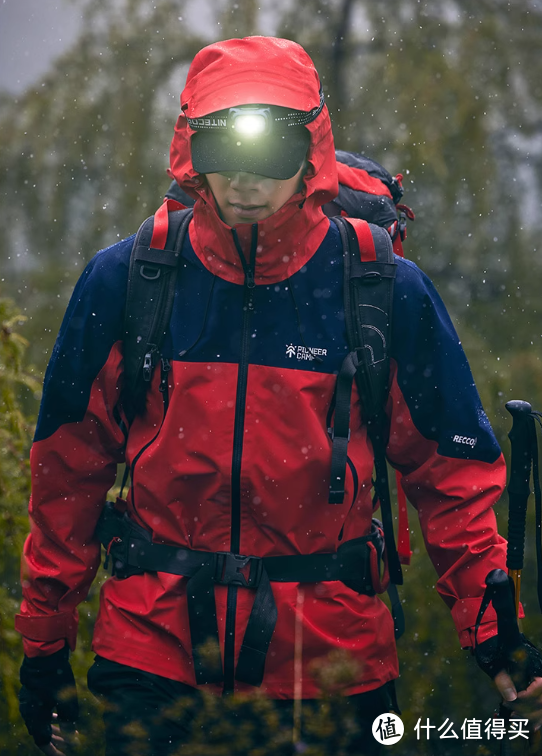 决战天王山之巅：户外大牌旗下14款最败家的旗舰级硬壳冲锋衣详解（含具体参数比对）