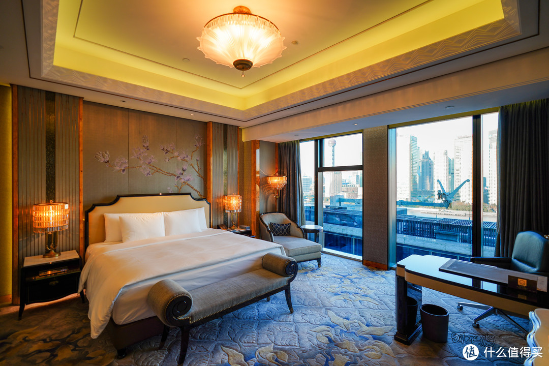见证了王朝的辉煌和落寞 - 被遗弃的“皇冠明珠”：上海外滩万达瑞华酒店