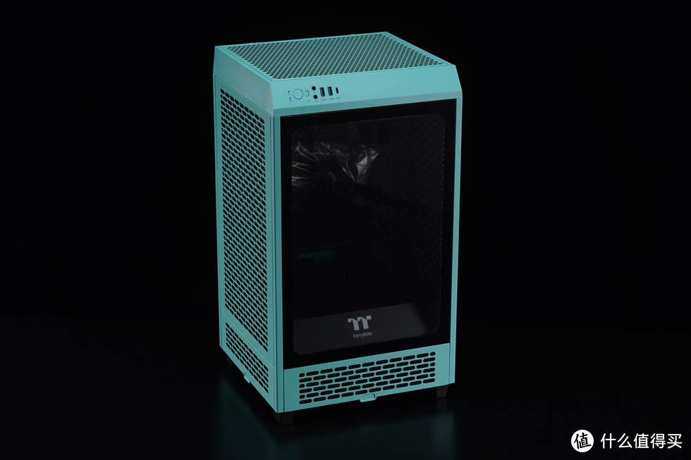 超大杯 ITX 主机——Tt Tower 200+ROG B760I+ASUS 4070 ATS 装机分享！