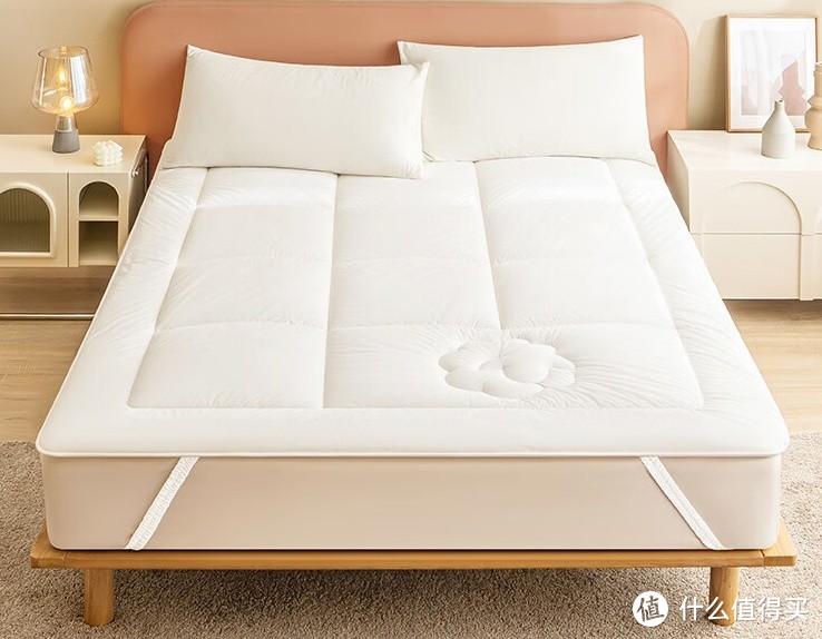 京东京造多赛特羊毛床褥，带来睡眠质量提升