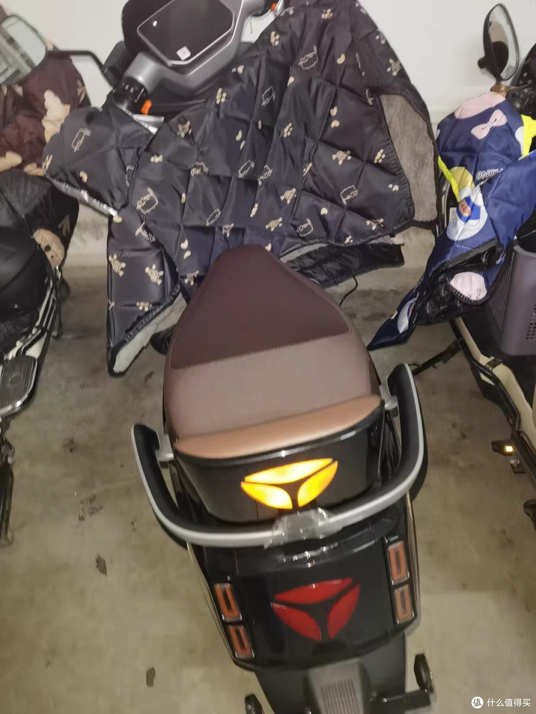 雅迪电动车城市通勤新选择