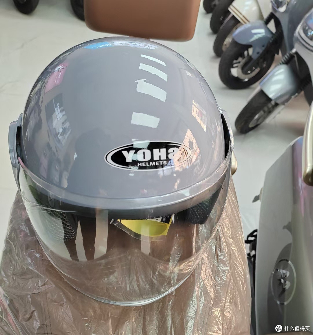 城市通勤新选择电动摩托车环保又便捷