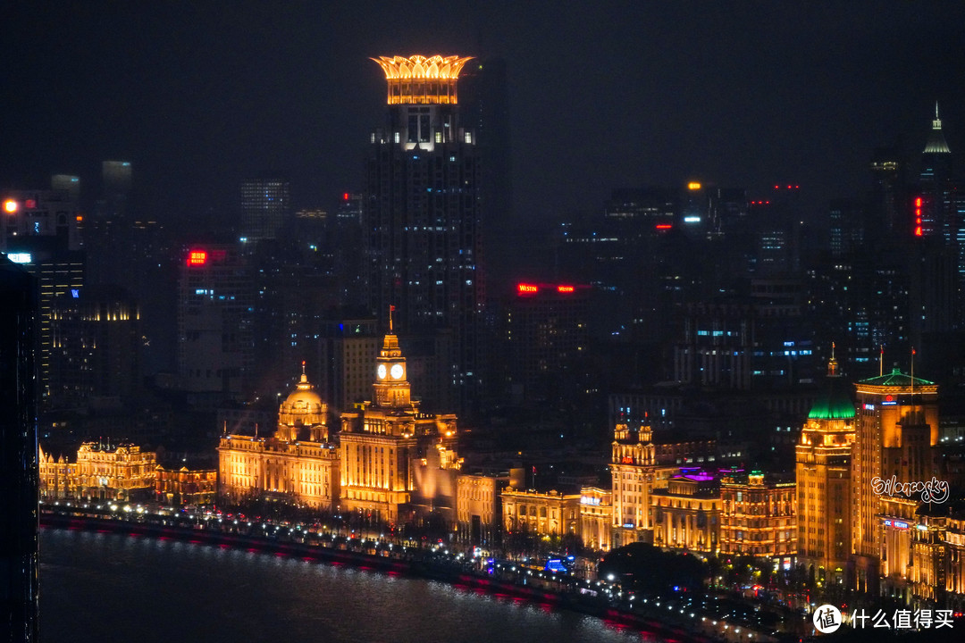 万豪高卡会员的年终奖！一家“夜店”居然做到了全上海服务最佳：上海外滩W酒店 奇幻套房 入住体验