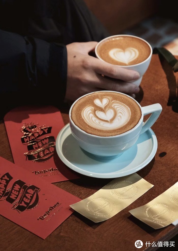 热美式咖啡，你的开工前最佳拍档，提神醒脑！
